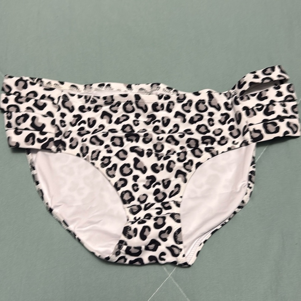 Kiava swimsuit bottoms hipster